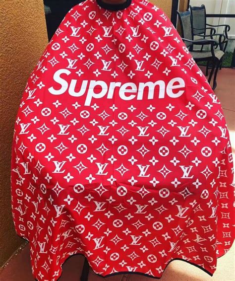 lv supreme barber cape